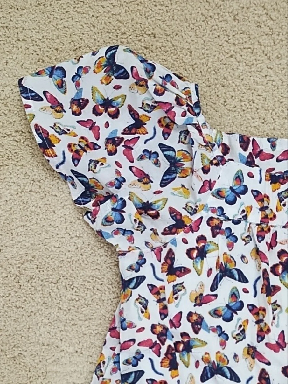 GAP lively butterfly